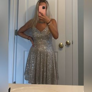 Lulus sparkly gold dress